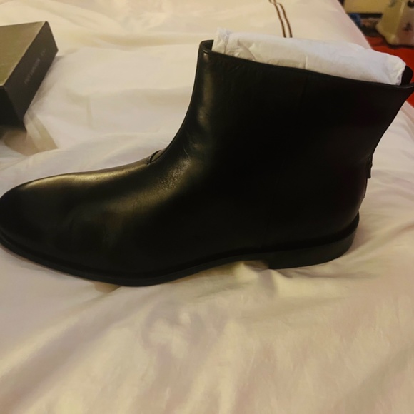 Stunning John Varvatos NYC black back zip boots NWOT size 11 (runs large) - Picture 4 of 8